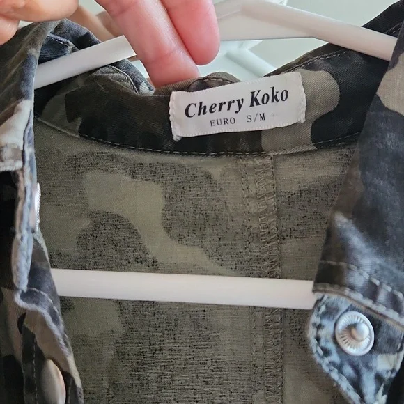 camo jacket - Picture 2 of 2